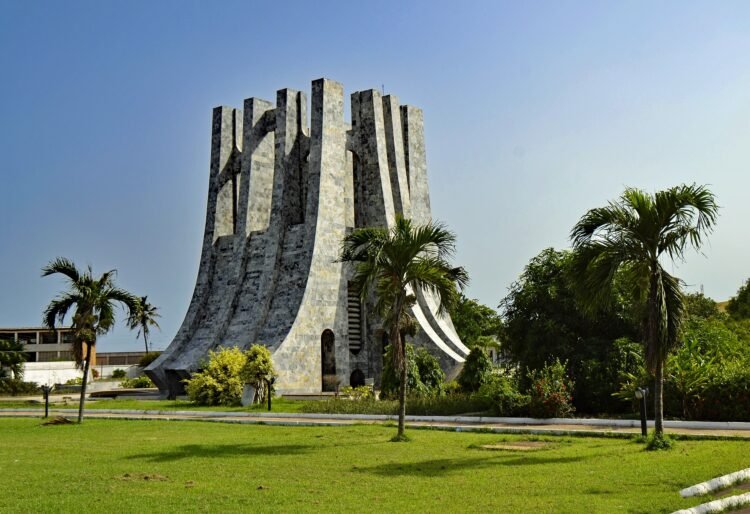 Ghana Accra 001 Memorial Park of Kwame Nkrumah Large   Ghana Accra 001 Memorial Park of Kwame Nkrumah Large