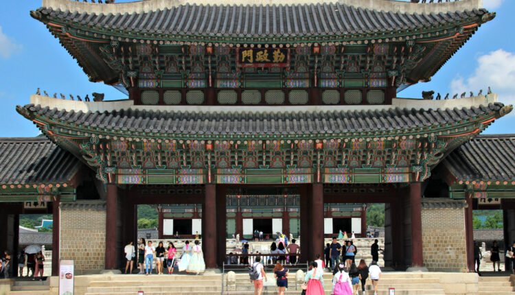 Korea Seoul 002 Geunjeongmun Large